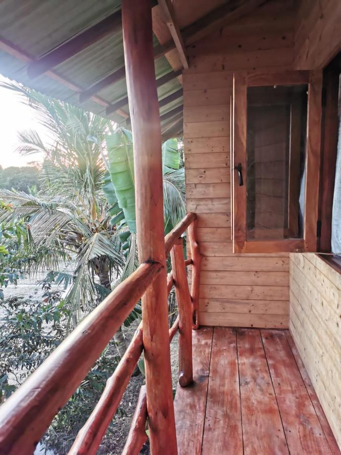 Lake Side View Cabana Tissamaharama Extérieur photo