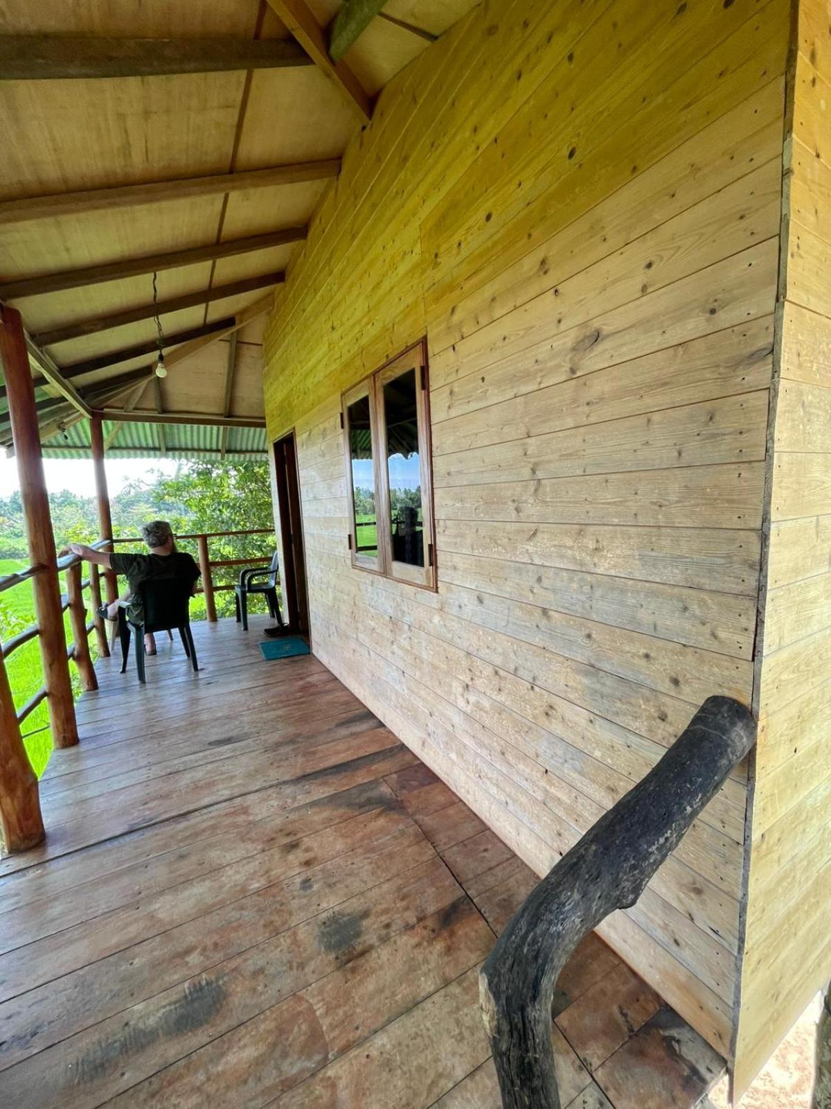 Lake Side View Cabana Tissamaharama Extérieur photo